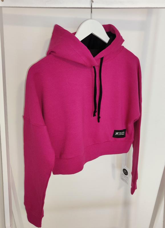 Dámská crop top mikina s kapucí — česká výroba 4